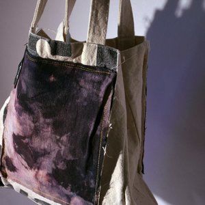 4841452 Amethyst Tote